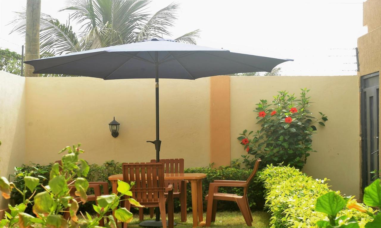Villa Beach Avepozo Lome Luaran gambar